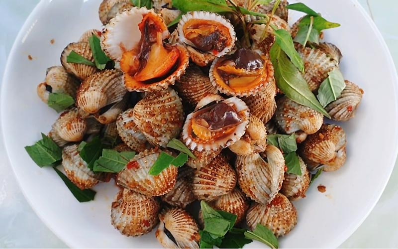 sò huyết rang muối ớt
