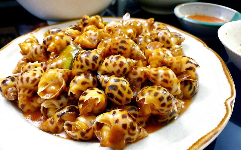 ốc hương sốt bơ tỏi