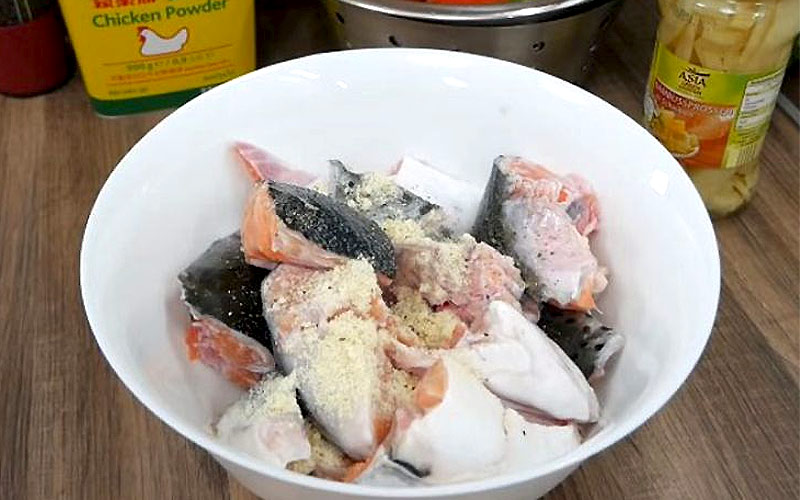 ướp đầu cá hồi